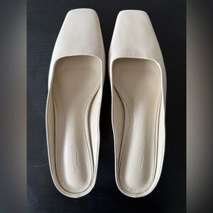 Tony Bianco Ivory Kitten Slip-on heels